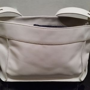 White shoulder bag